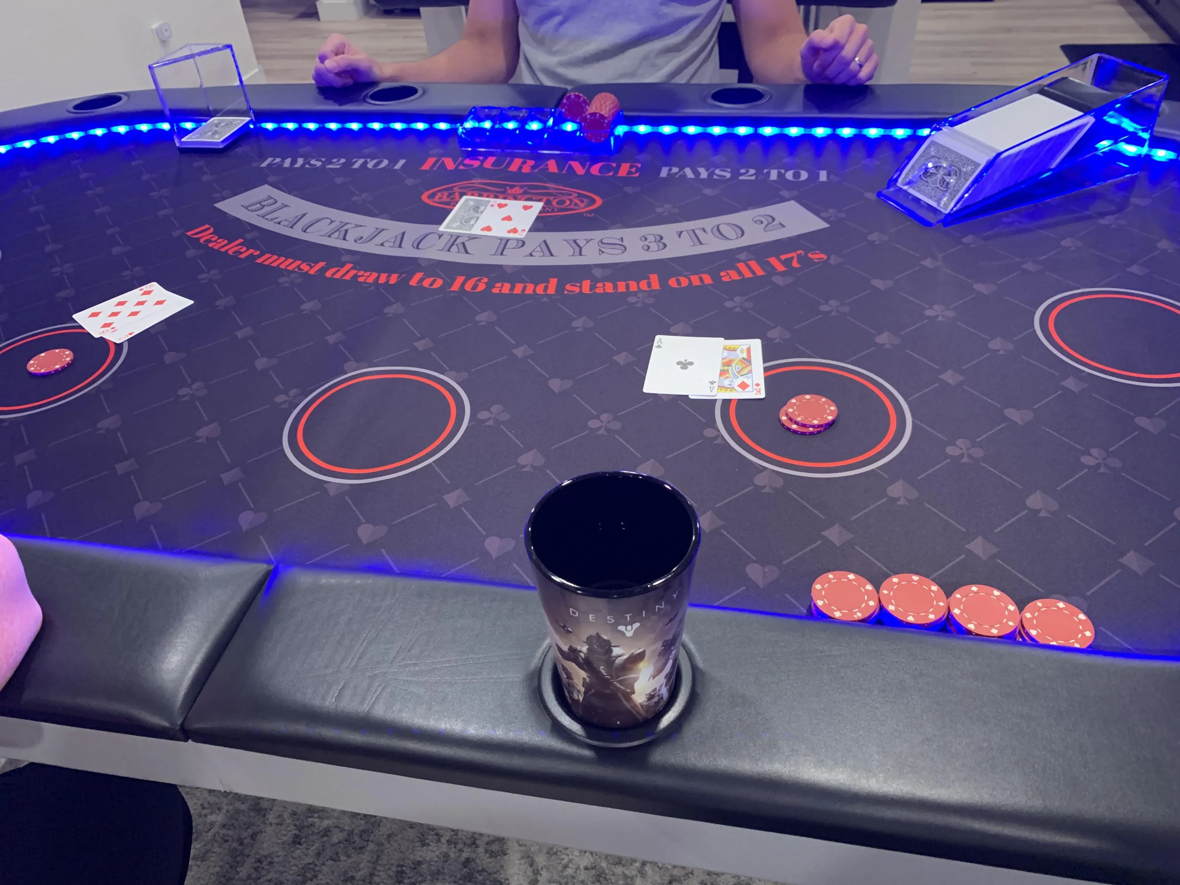 Live dealer table games